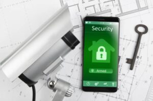 Sicurezza intelligente: soluzioni smart per difendere la casa moderna